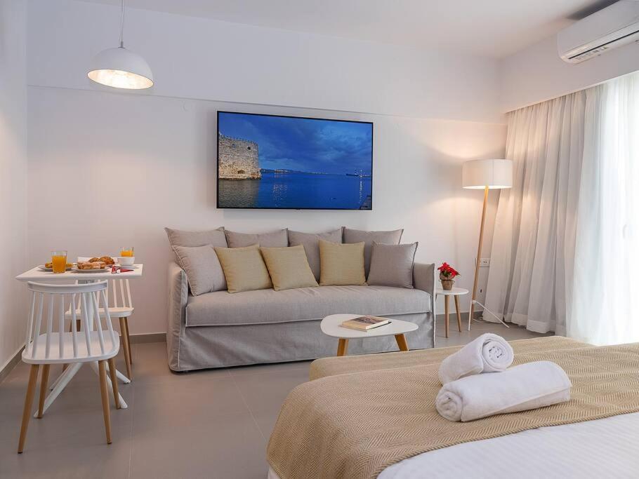 Electra Luxury Apartment At The Heraklion Center Екстериор снимка